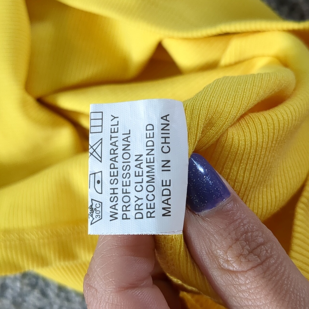 Comfortable yellow dress - Picture 5 of 7